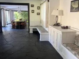 House w garden pool and grill