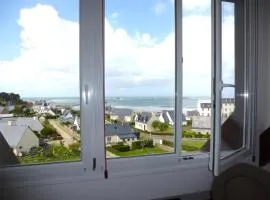 Flat in Plougasnou with Sea Views & Beaches