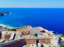 Monolocale con soppalco in centro storico