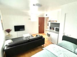 Viesnīca Green Spot Meise - 15 min from Brussels with free parking & Self check-in pilsētā Meise