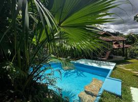 Refúgio da Montanha - Cascata - Lumiar, hotel v destinaci Lumiar