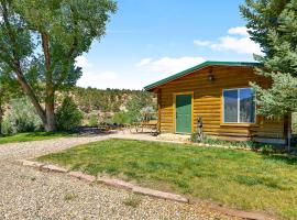 The Park Cabin at Mount Carmel Motel and RV Park, motell i Mount Carmel