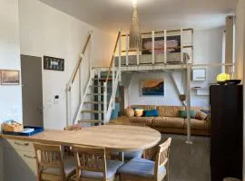 Studio neuf avec mezzanine au cœur de Le Palais, proche plages - FR-1-418-267