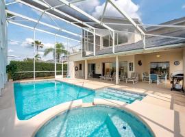 Grand Panoramic 5BR Pool Home near Disney Parks, hotel v destinaci Davenport