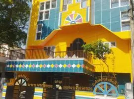 Private Villa With Swimming Pool at White Town