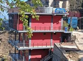 Himalyas Deck Reasturant & Home Stay