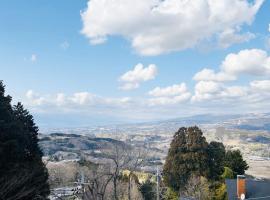 富士山が見える 南箱根 熱海 貸切別荘 リゾートハウス トモ2, hotel i Kannami