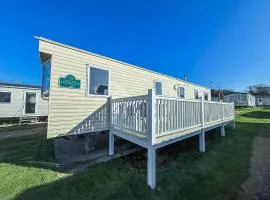 6 Berth Caravan For Hire With Decking At Manor Park In Norfolk Ref 23017S