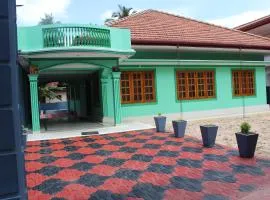 3 AC Bedroom house with free parking
