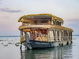 Cee Pee Houseboats