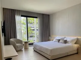 Chinatown Heritage, Chinatown Main road