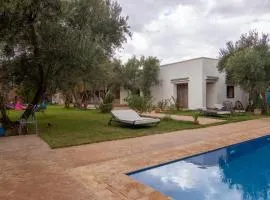 Villa avec piscine chauffée Eden Marrakchi