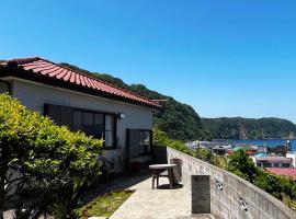 香や野 kayano 海と富士山を一望できる1棟貸し宿 岡田港まで徒歩5分, ξενοδοχείο κοντά στο Αεροδρόμιο Oshima - OIM, 