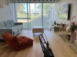 Koombana Bay beach Homestay