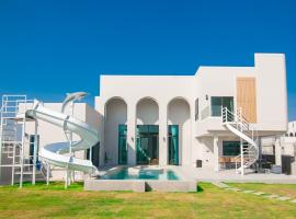 The Woofington Pet Friendly Pool Villa, hotel di Ban Bo Prakhon