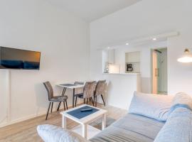 Alte Teestube 55, hotel with pools in Norderney