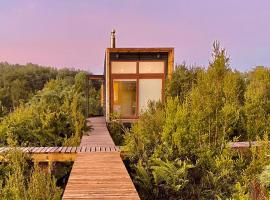 Tinyhouse Pichi I - vida lenta en Patagonia Costa, hotel v destinaci Calbuco