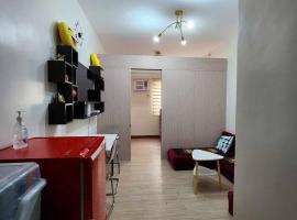 Trees 1 Bedroom Fully Furnished with Free Wi-Fi & Netflix, מלון במנילה