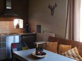 Ardennes Cottage "Deulin", hotel v destinaci Hotton