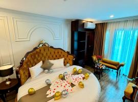 Luxury Hanoi Hotel、ハノイのホテル