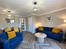 Stylish stay in Central Canterbury with parking