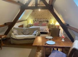 Studio 40m2 avec terrasse face à la Dordogne avec vue exceptionnelle, hotel i Beynac-et-Cazenac