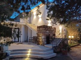 Villa Dracena, hotel a Castelluzzo