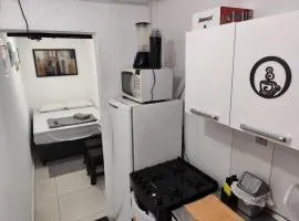 Kitnet slim no Centro
