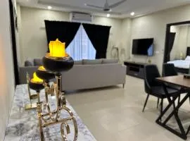 Entire 2-Bed Apartment Best For Families and Friends
