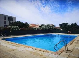 Appart bord de mer, piscine et clim