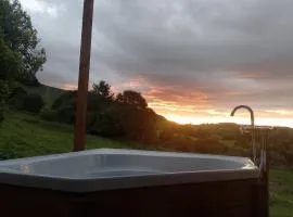Vintage Caravan Retreat Outdoor bath Ruapehu Unique Stays