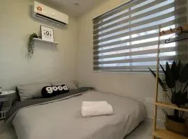 Cozy Room 2pax #1min walk to KSL #Bathroom