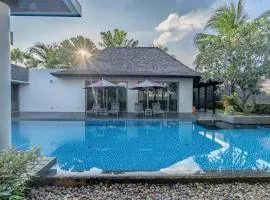 High End Luxurious Private Villa Resort Stylish