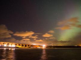 Grant Arms Hotel, hotel en Cullen