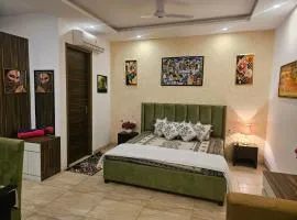 Luxury Flat By Trendy Feels