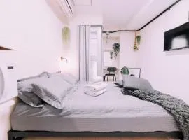 Minimalist Loft 8 Namba Compact Studio and Gym MA802