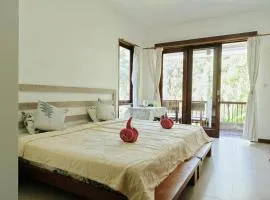 Malathi Green Private House with Shared Pool