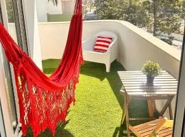 Bright & Stylish 2bedflat 5min Walk to beach in Quarteira Vilamoura