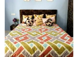 Spacious Green Oasis Stay, Narmada Villa