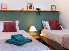 Seaview Ensuite rooms in Sagres centre - Casa Maluka