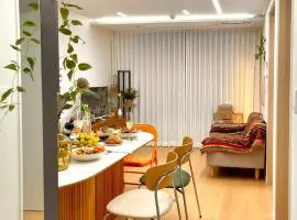 JAY HOUSE near cheonho subway line 5, 8