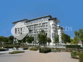 Bloomfields Pretty Stu in Oasis, ξενοδοχείο σε Abu Dhabi Intl