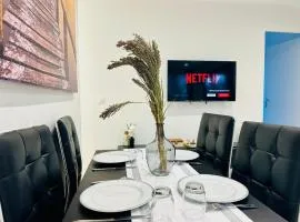 Wonderful home for 6 Personnes La Défense Arena