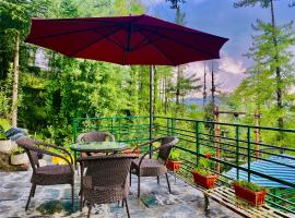 Staycation Premium Mashobra - A Nature Valley Retreat Resort, hotel in Shimla