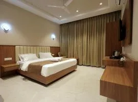 Hotel Regal Palm