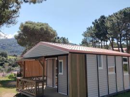 Camping TIKITI, hotel v destinaci Propriano