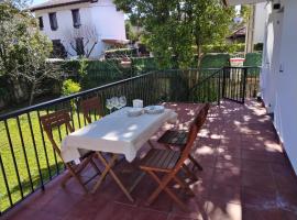 Casa Gaztelu Txiki, biệt thự ở Irún