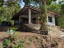 Manudi Kandy Hostel
