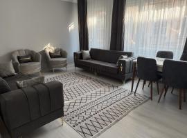 Only For Families Apartment, hostel in Istanbul