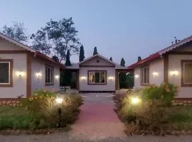 Shalom Farm, Karjat